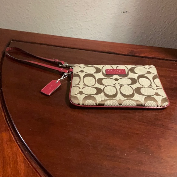 Coach signature wristlet - Picture 1 of 5
